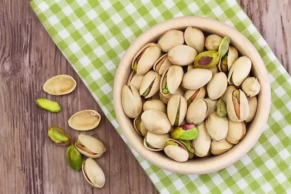 خرید مغز پسته دو پوست برای قنادی