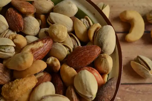 خرید چیپس پسته تازه